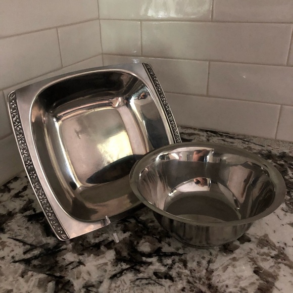 Vintage Stainless Steel Japan Bowls Set with Floral Details - Picture 12 of 12